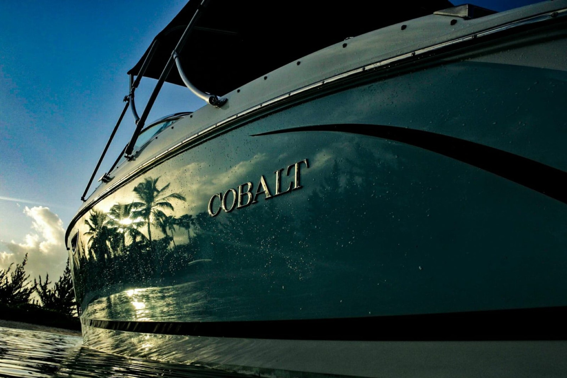 Cayman Islands Boat Charter - Cobalt 26ft