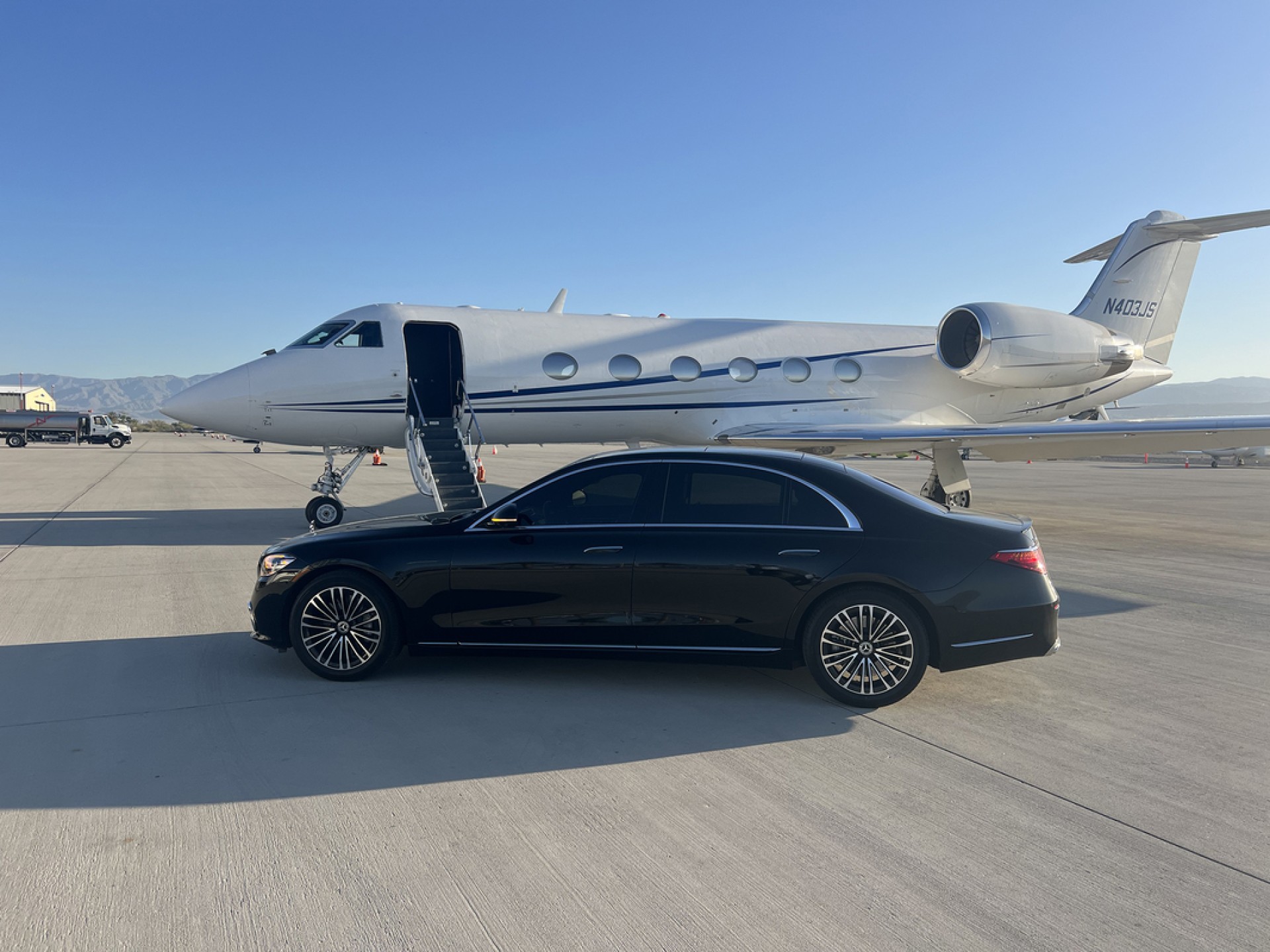 Palm Springs Airport Transfer - Crown Aero - Bermuda Dunes Airport (KUDD)