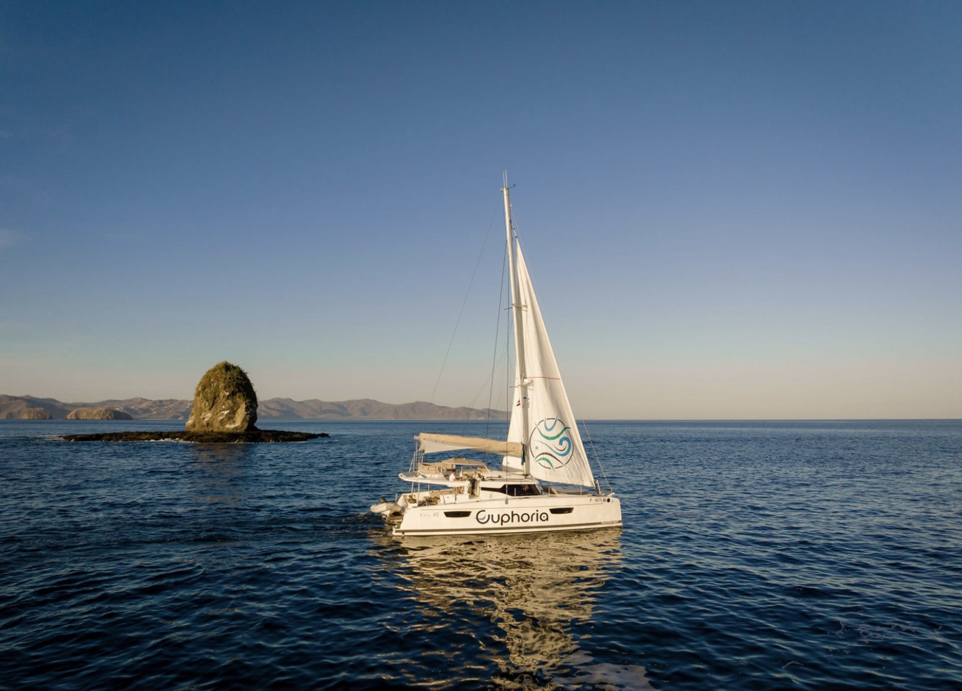 Papagayo Private Catamaran Charter - Euphoria 45ft