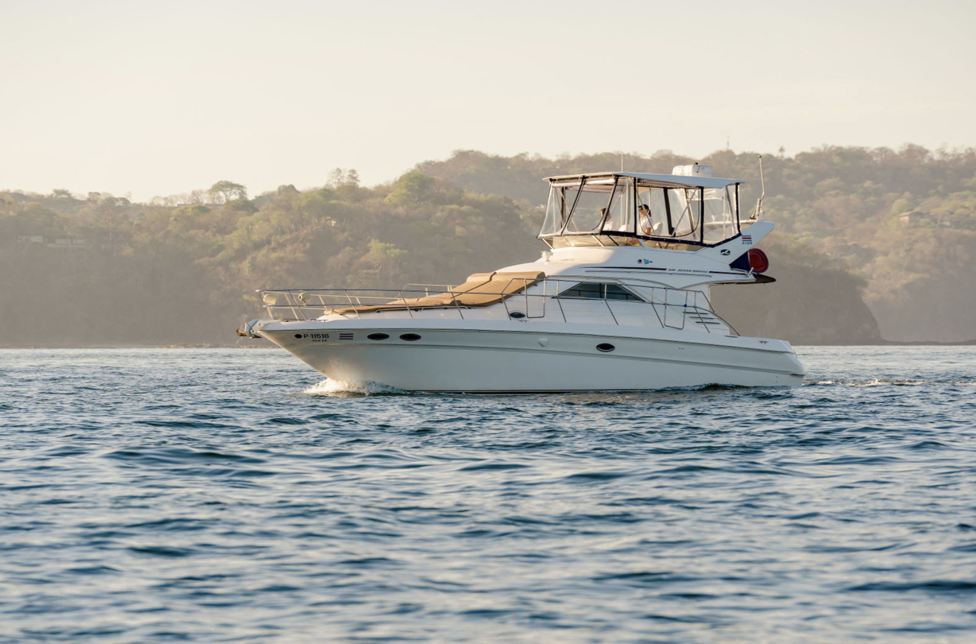 Papagayo Private Boat Charter - SeaYa 40ft