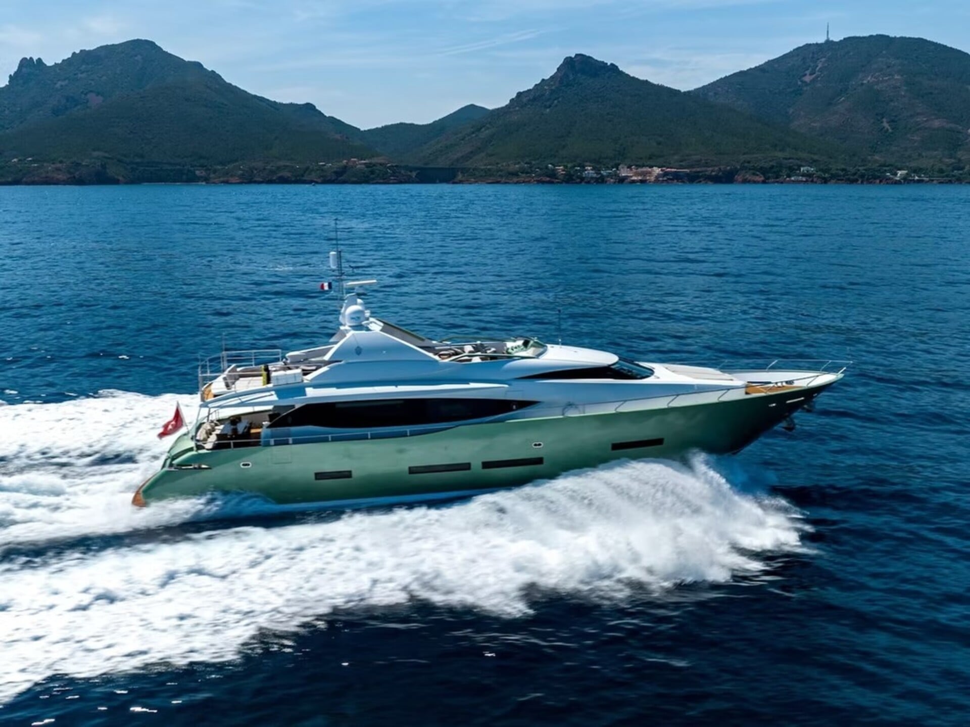 St Martin Boat Charter - Peri Yacht 95ft
