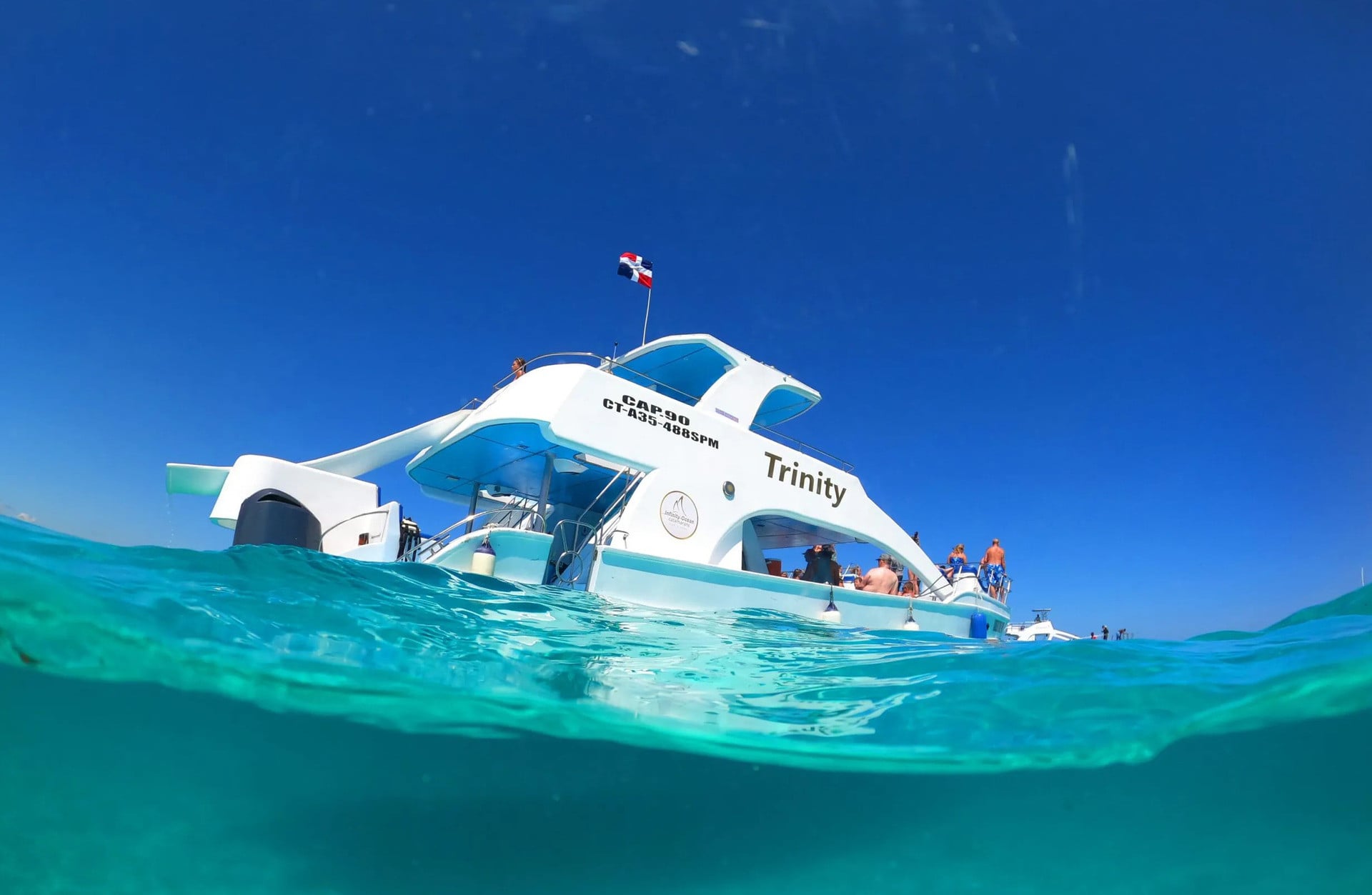 Bávaro Private Catamaran Charter - Trinity 35ft