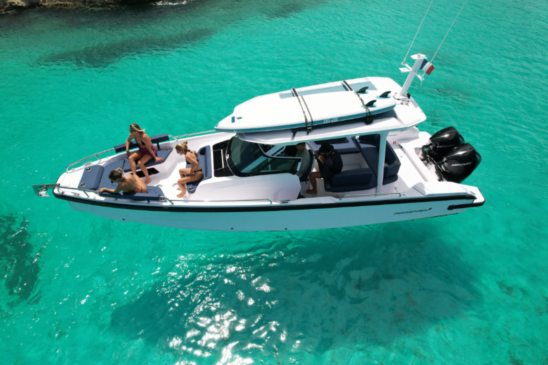 St Martin Boat Charter - Axopar 29ft