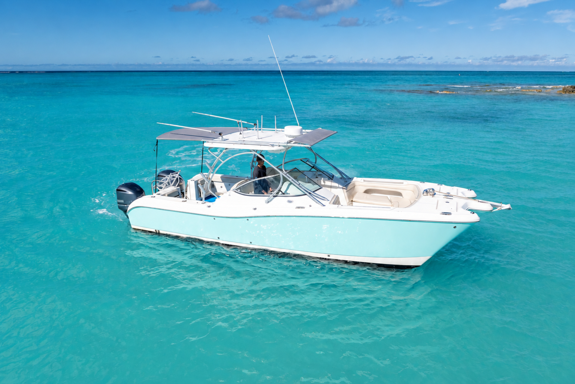 TCI Catamaran Charter - World Cat 30ft