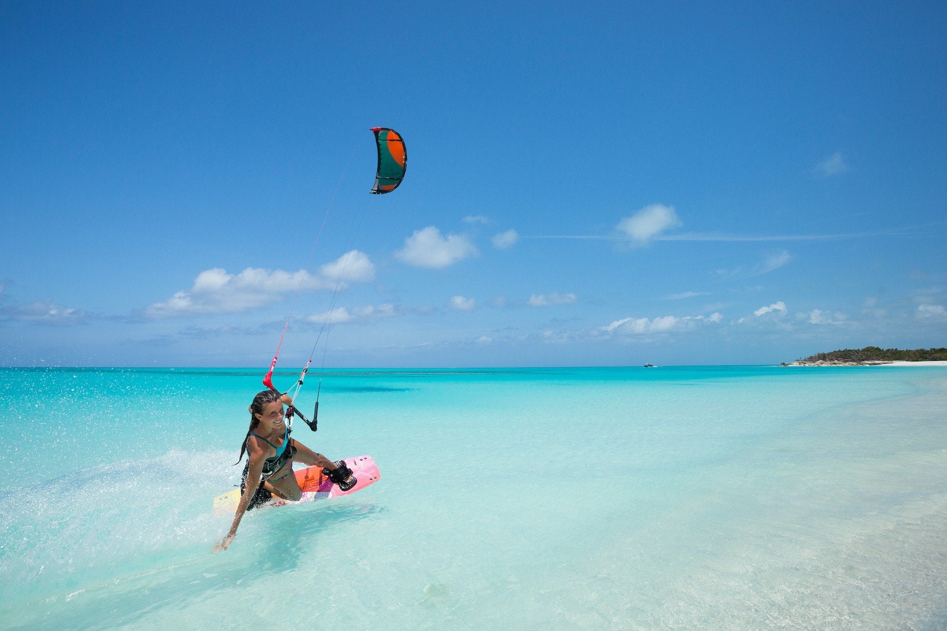 Providenciales Kiteboarding Lesson - Private kiteboarding lessons in Turk & Caicos