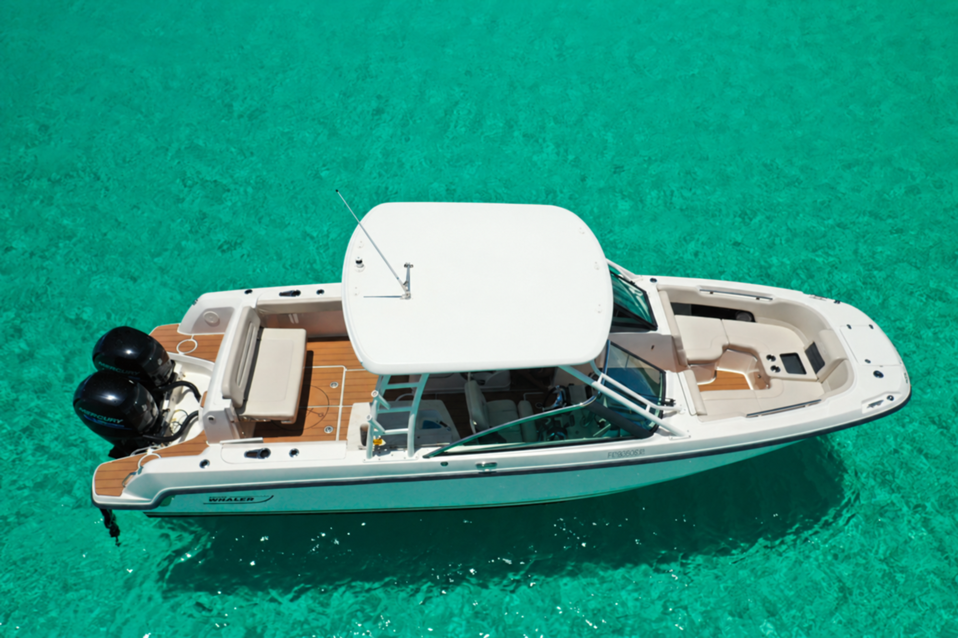 Anguilla Boat Charter - Boston Whaler 27