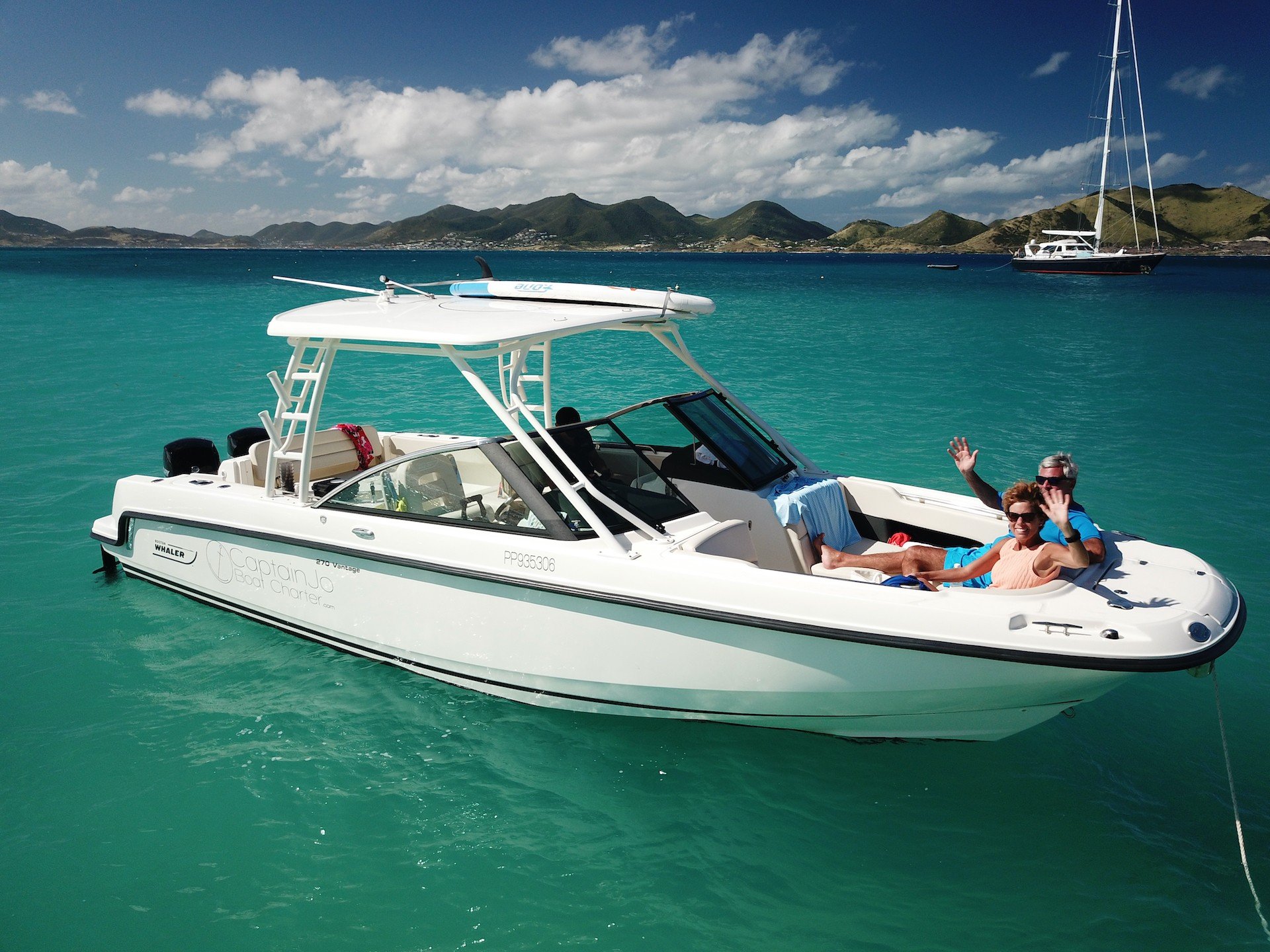 Champagne Sunset - Boston Whaler 270