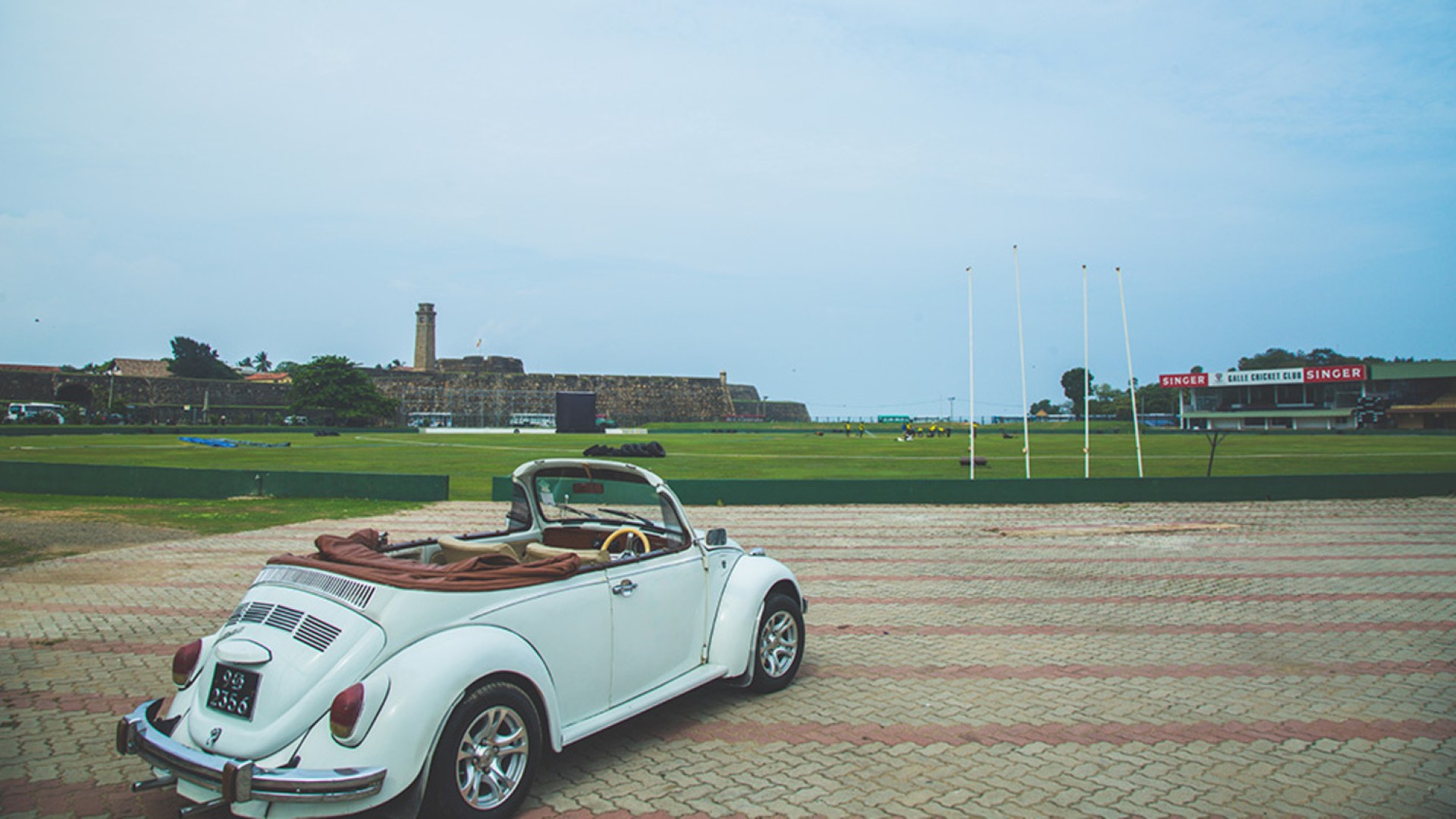 Sri Lanka Tour of Galle in a Classic Car