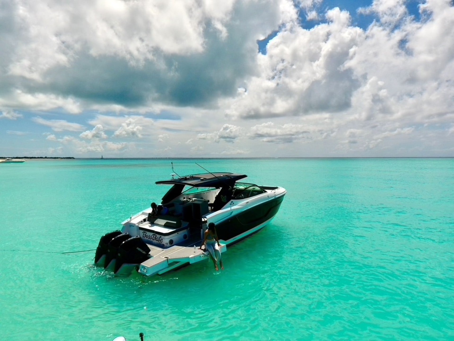 TCI Boat Charter - BossBabe