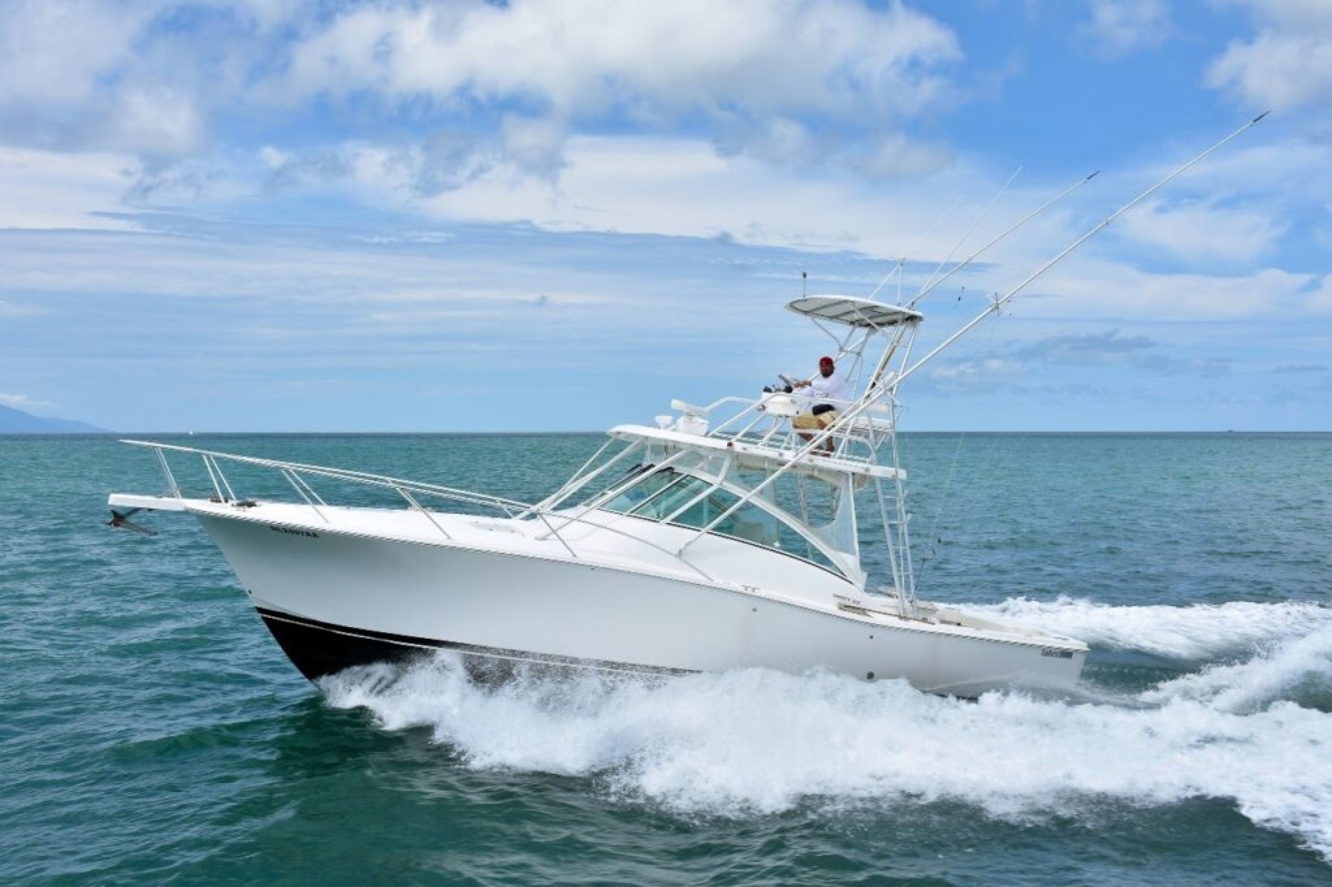 Puerto Vallarta Fishing Charter - Luxury Fishing Yacht Luhrs 36ft