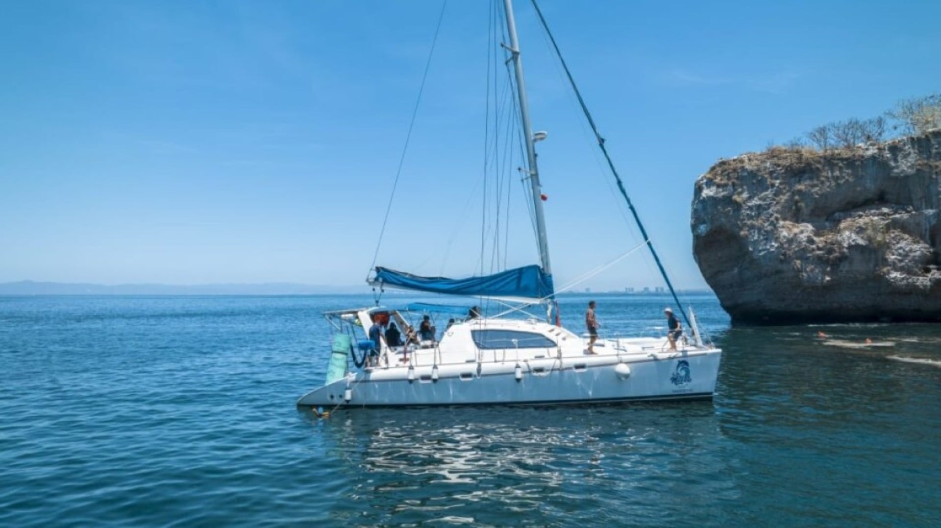 Punta Mita Catamaran Charter - 47ft Catamaran With Sail