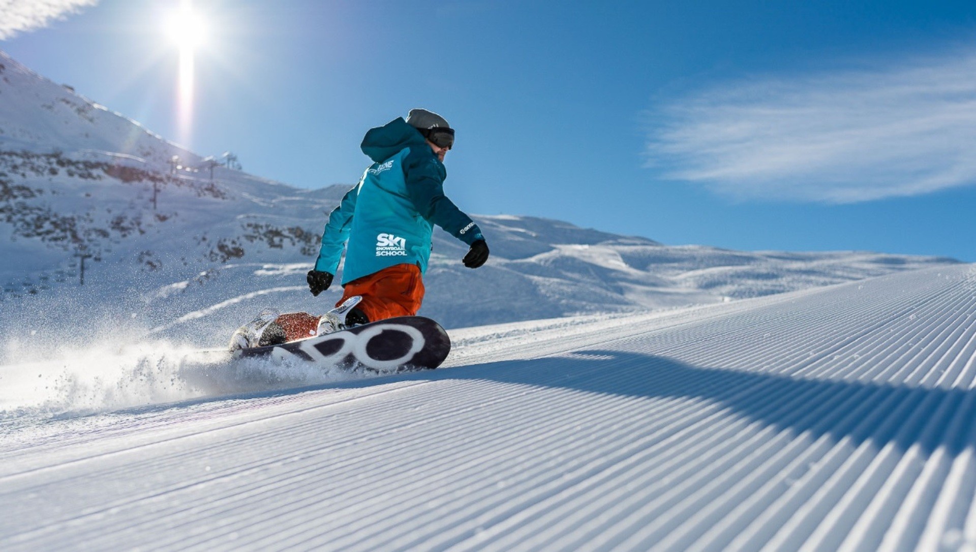 Val D'Isere Snowboard Group Lessons