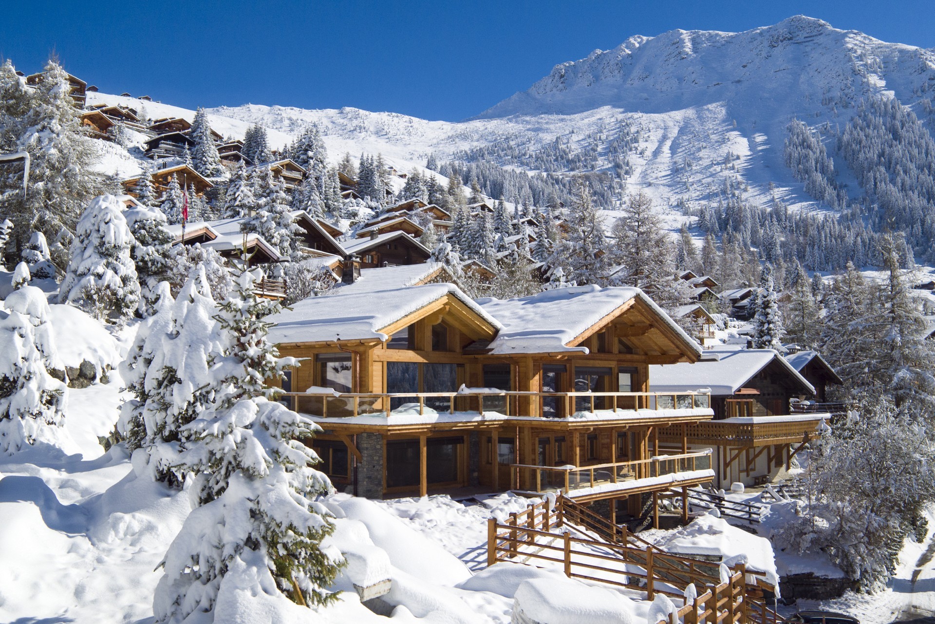 Chalet Rentals | Alp Chalets - Ski Holidays