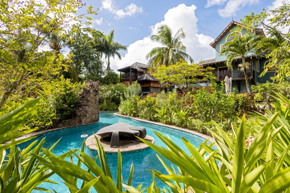 St Lucia Villas - C'est La Vie - St Lucia - Trouya - Caribbean | Luxury Vacation Rentals