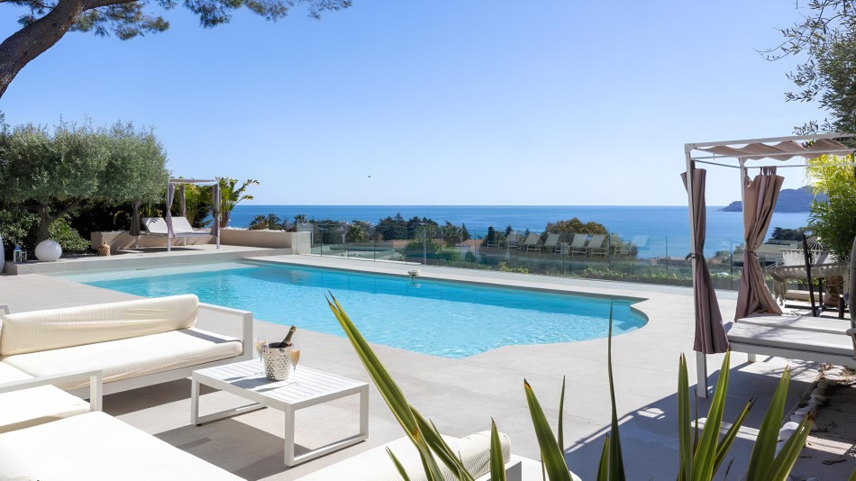 Cannes Villas - Estelle - Croix des Gardes - French Riviera | Luxury Vacation Rentals