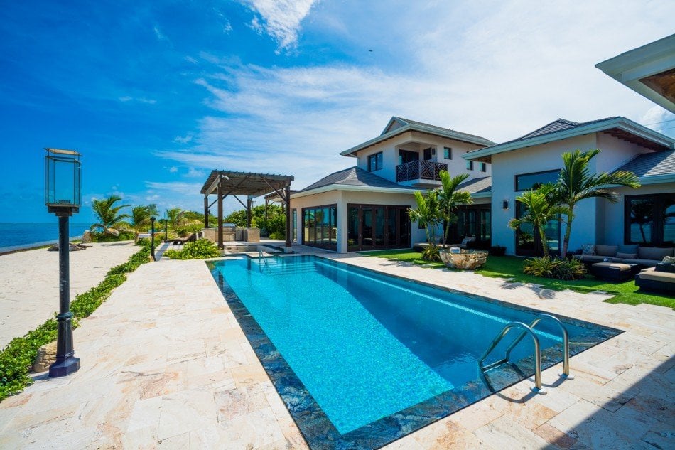 Cayman Islands Luxury Beachfront Villas & Vacation Rentals Isle Blue