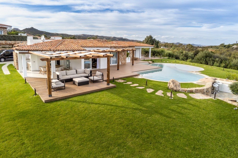 Sardinia Villas - Gemelli - Cannigione - Italy | Luxury Vacation Rentals