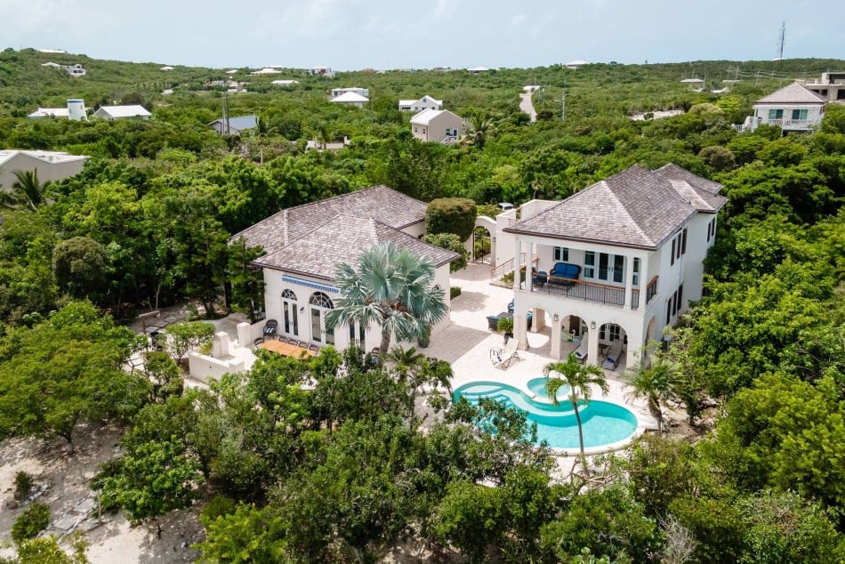 Turks & Caicos Villas - Casa Barana Beach Villa - Blue Mountain - Caribbean | Luxury Vacation Rentals