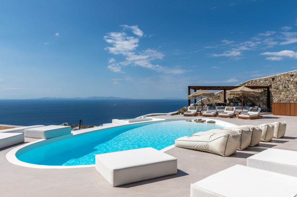 Mykonos Villas - Villa M - Faros Armenistis - Greece | Luxury Vacation Rentals