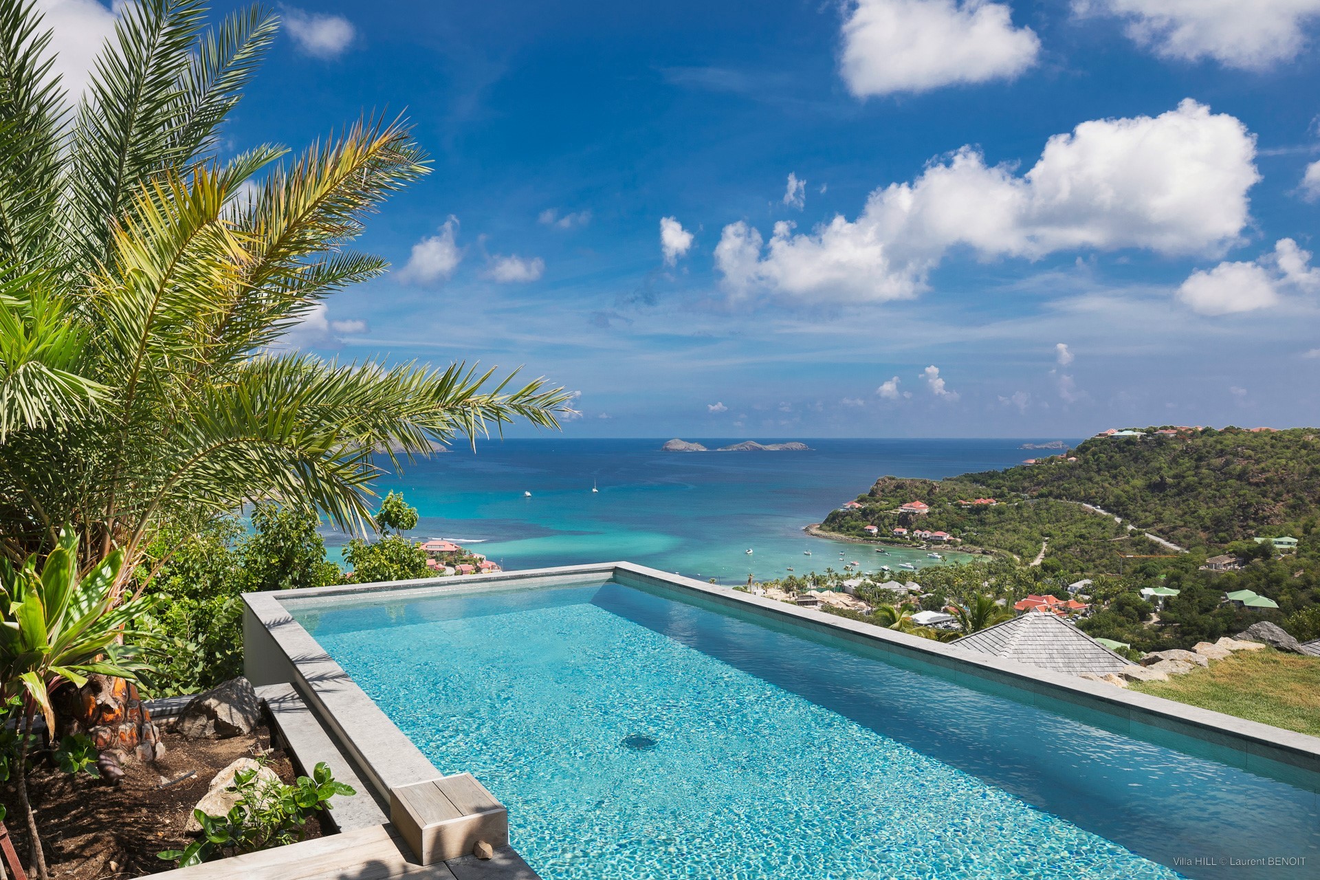 Find the best luxury villa on the exclusive island of St Barths.