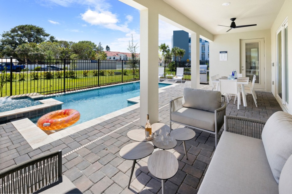 Melbourne Villas - Aquatic Adventure - Melbourne Beach - Florida | Luxury Vacation Rentals