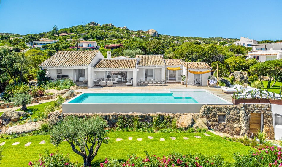 Sardinia Villas - Li Neuli - Porto Rafael - Italy | Luxury Vacation Rentals