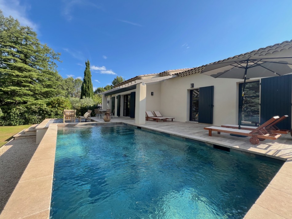 Provence Villas - Lauris - Lourmarin - France | Luxury Vacation Rentals