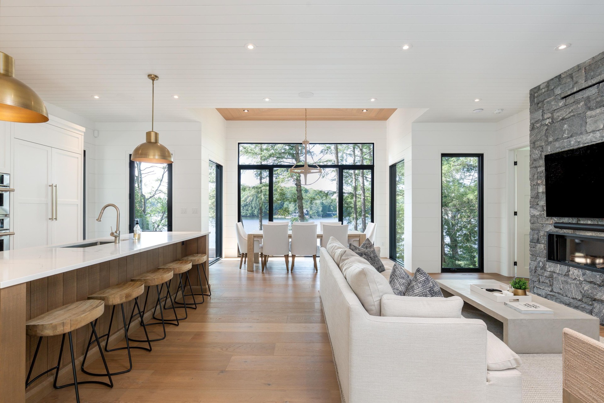 Luxury Rentals In Toronto With Bbq Area Reference: Made To Order Villa Made To Order Toronto