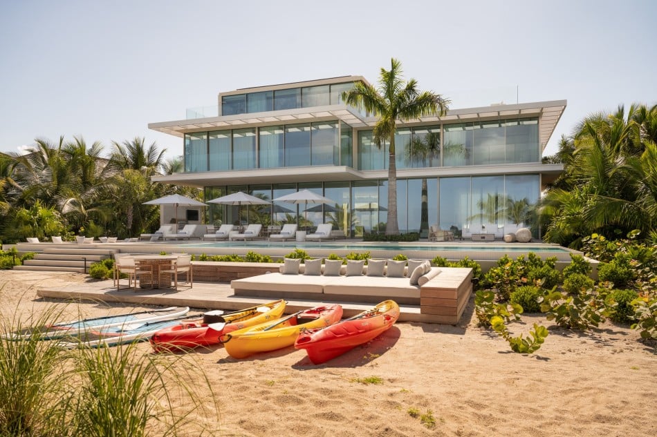 Turks & Caicos Villas - BE The Reserve Villa 1 - Grace Bay - Caribbean | Luxury Vacation Rentals