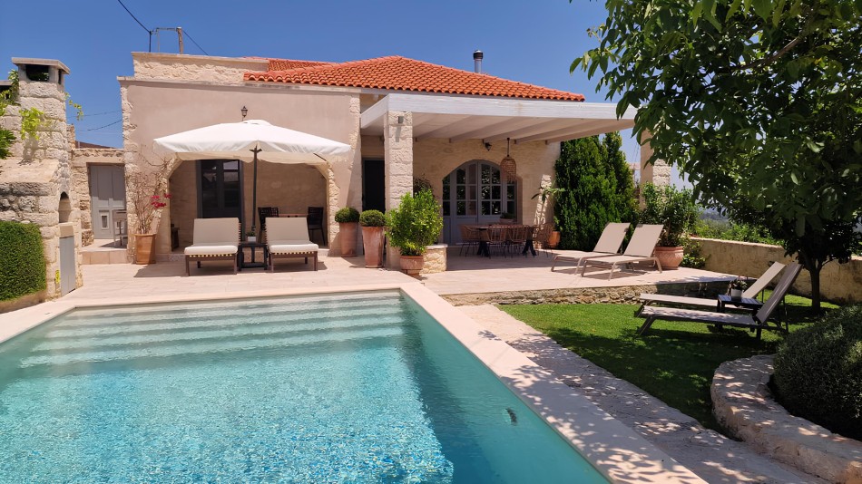 Crete Villas - Artemis Apollonas Villa - Chania - Greece | Luxury Vacation Rentals