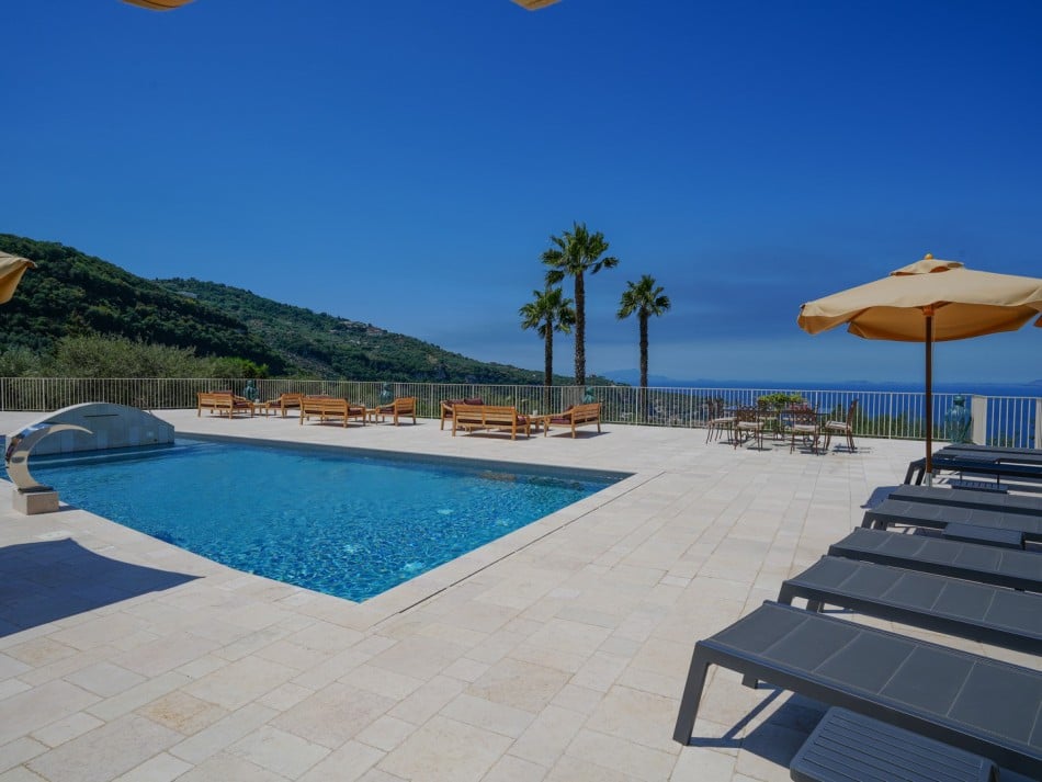 Amalfi Coast Villas - Realma - Capri Island - Italy | Luxury Vacation Rentals