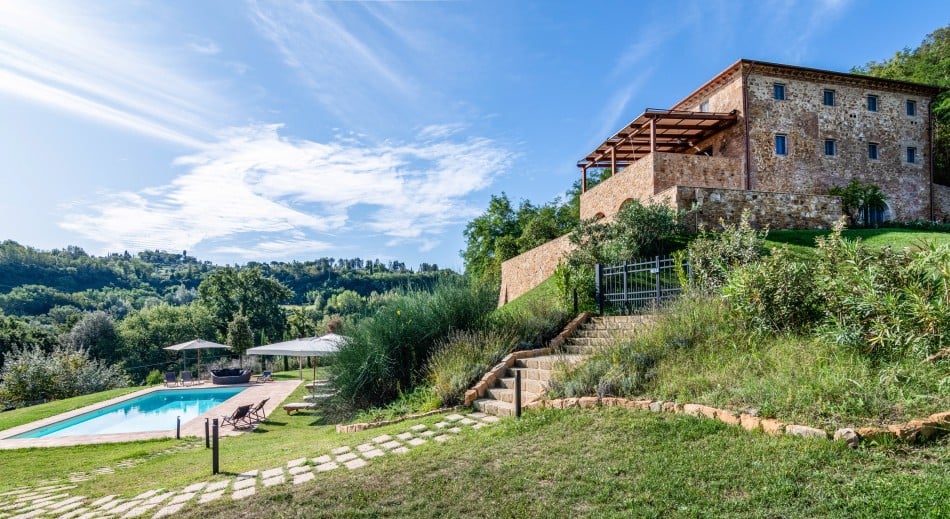 Tuscany Villas - Distinta - Chianti - Italy | Luxury Vacation Rentals