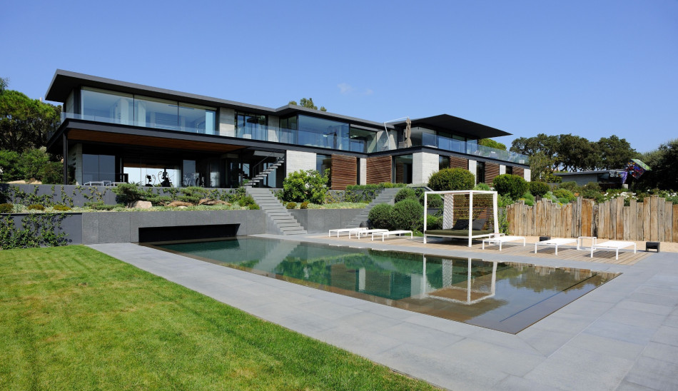 Saint-Tropez Villas - Athena - Saint-Tropez - Ramatuelle - French Riviera | Luxury Vacation Rentals
