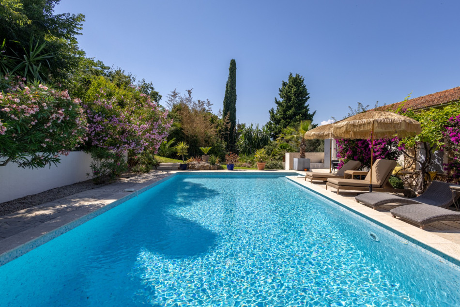 Antibes Villas - Rose - Antibes Area - French Riviera | Luxury Vacation Rentals