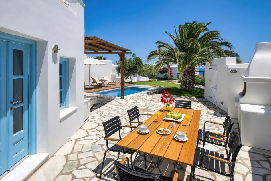 Santorini Villas - Livas - Vourvoulos - Greece | Luxury Vacation Rentals