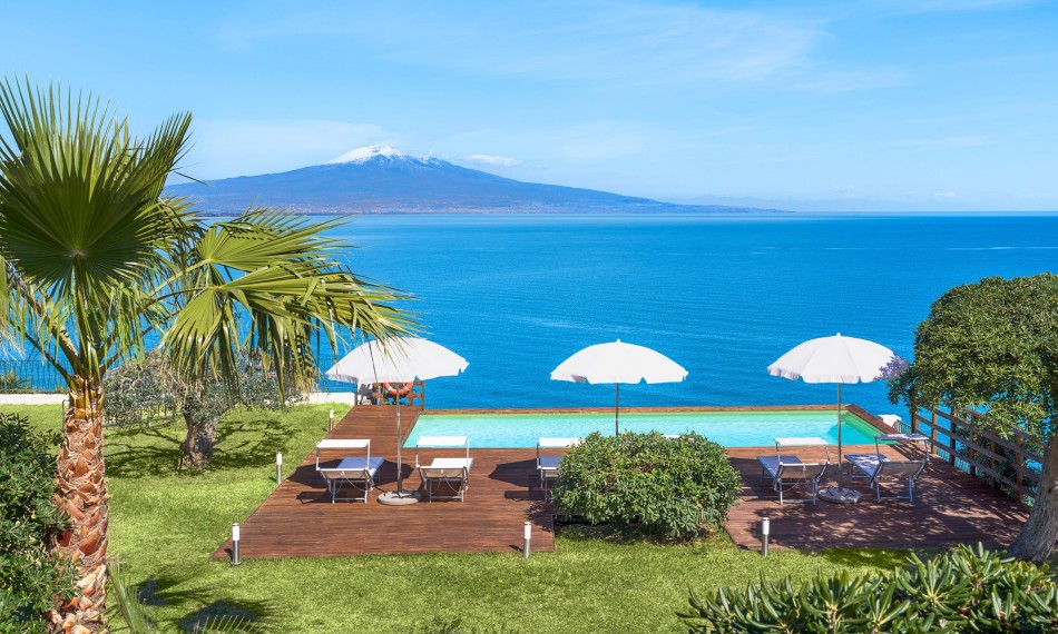 Sicily Villas - Coralia - Sicily - Catania - Italy | Luxury Vacation Rentals